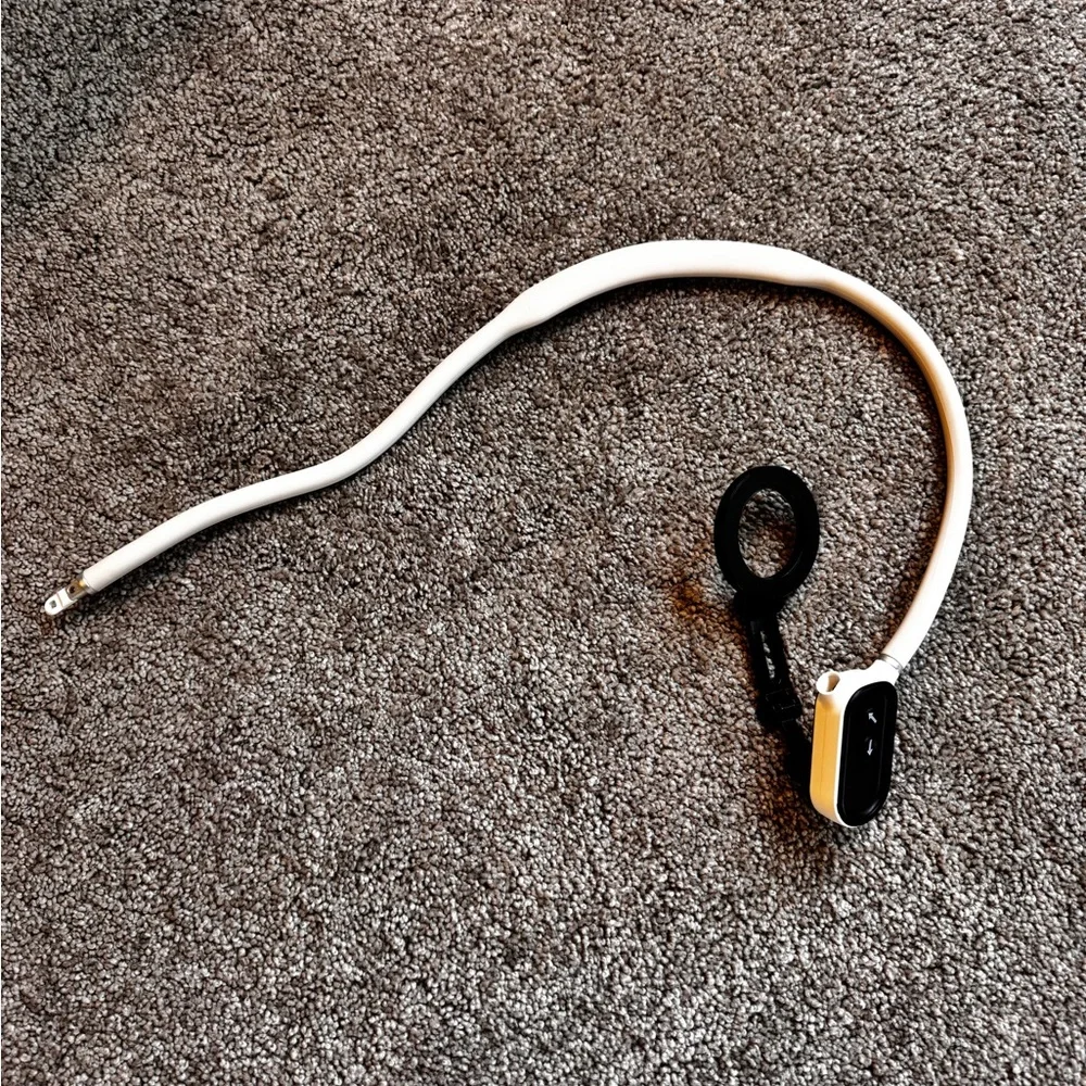 Hands free iphone mount neck mount adjustable magnetic